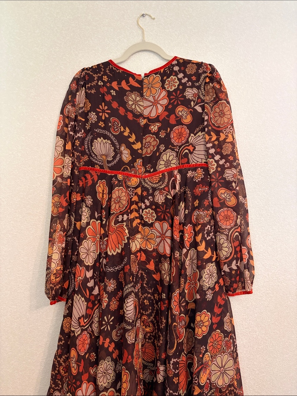 Retro Floral Maxi Dress in Rust Orange - Picture 9 of 9
